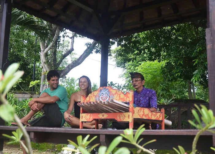 Medori Putih * Uluwatu