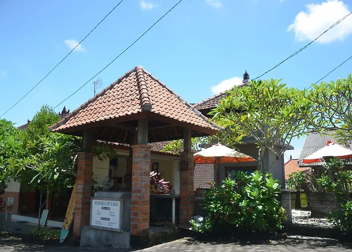 Medori Putih * Uluwatu